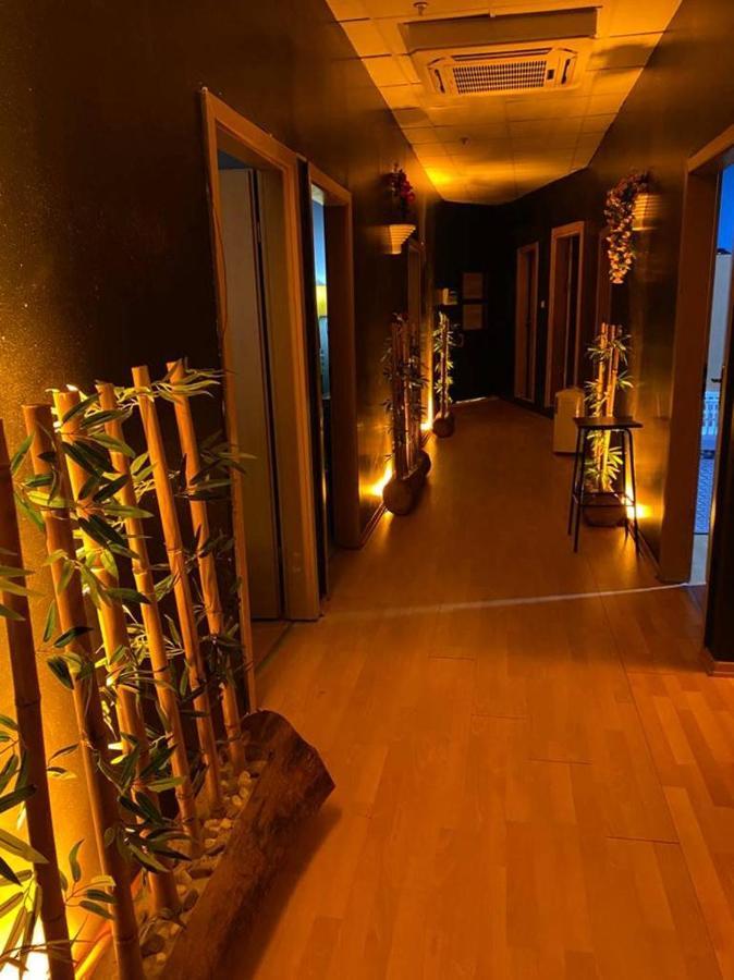 Paradise Island Hotel Darica  Екстер'єр фото