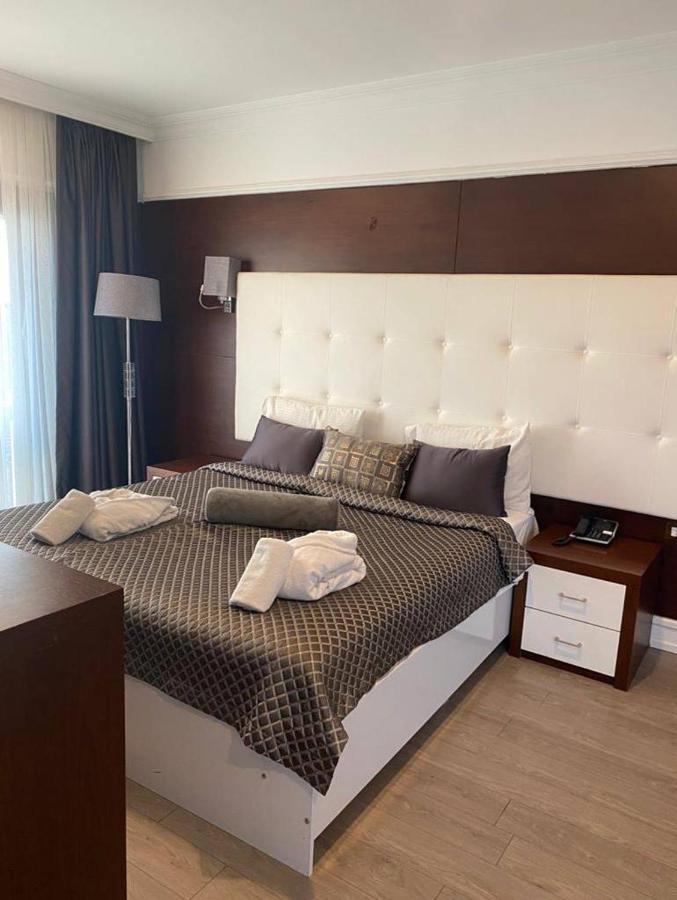 Paradise Island Hotel Darica  Екстер'єр фото