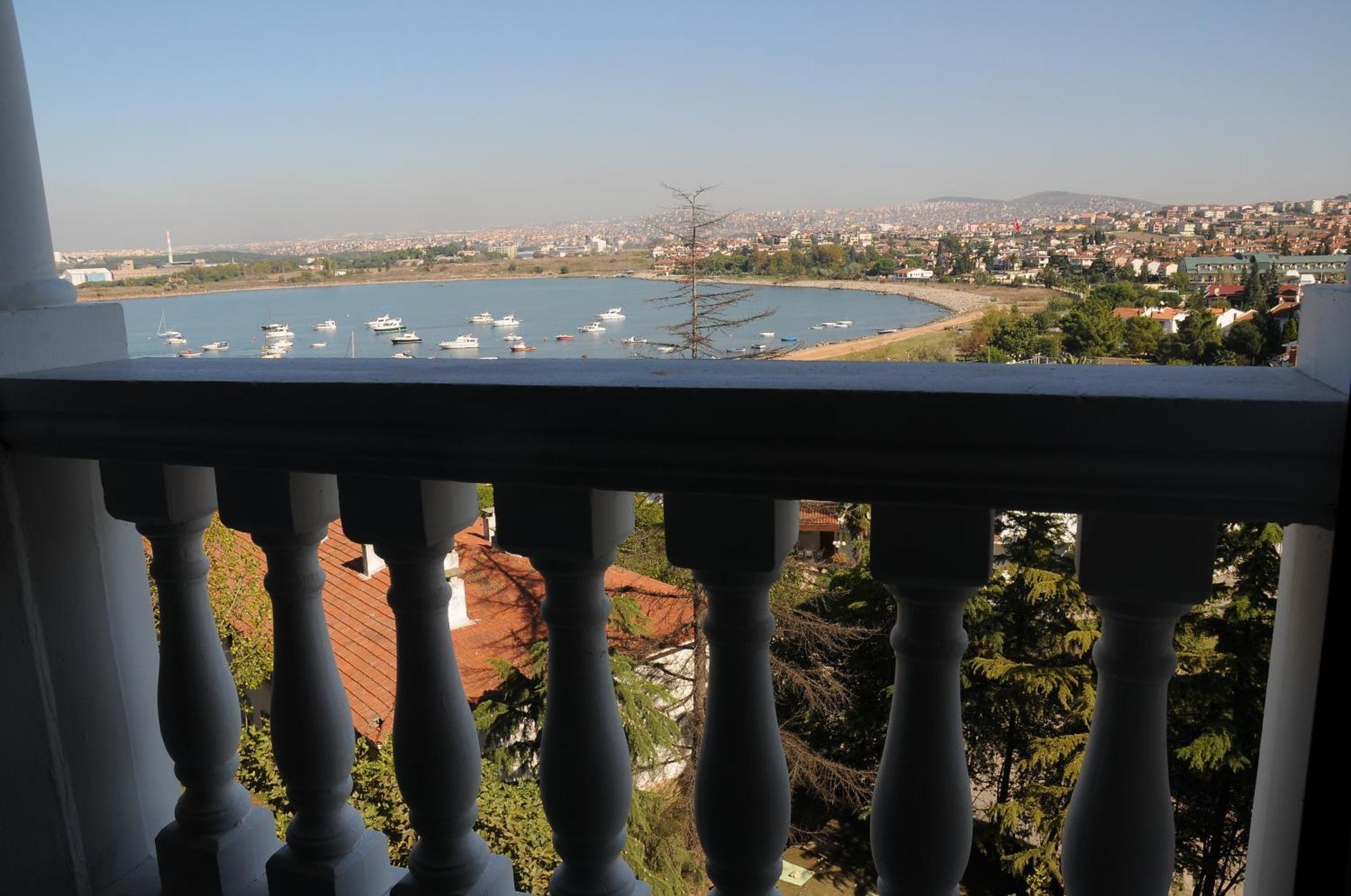 Paradise Island Hotel Darica  Екстер'єр фото