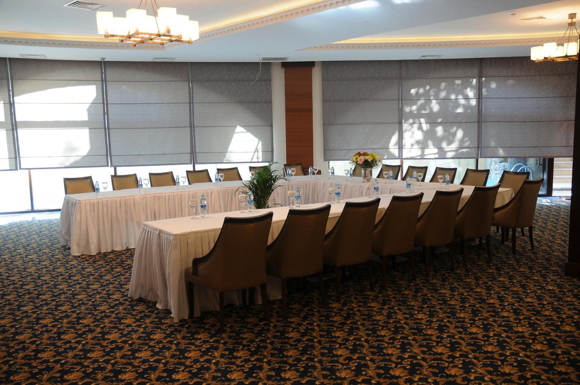 Paradise Island Hotel Darica  Екстер'єр фото