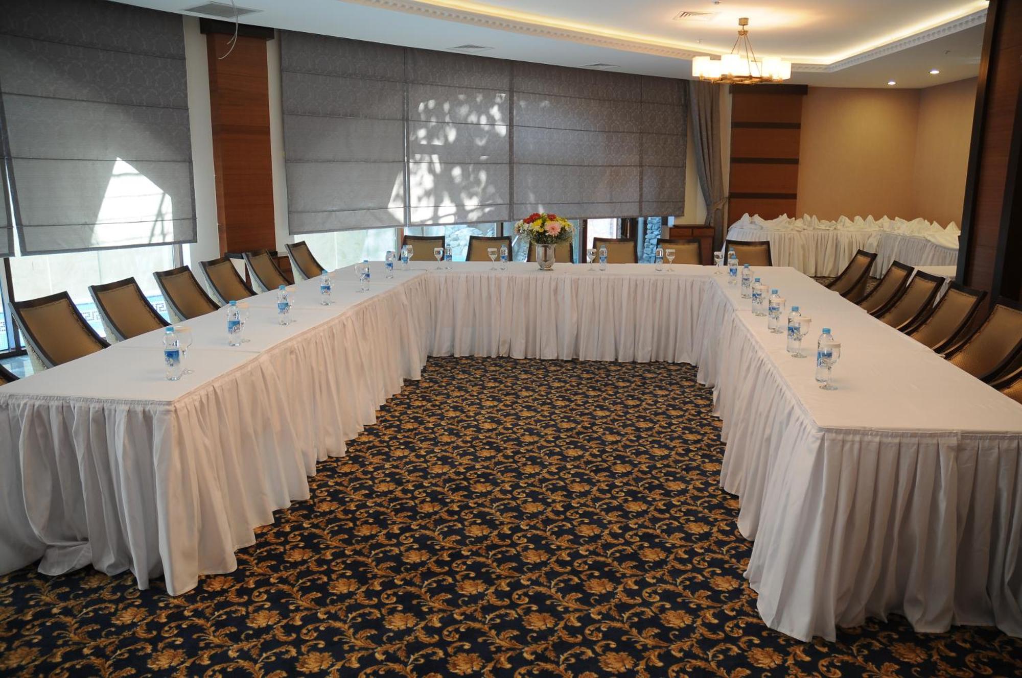 Paradise Island Hotel Darica  Екстер'єр фото