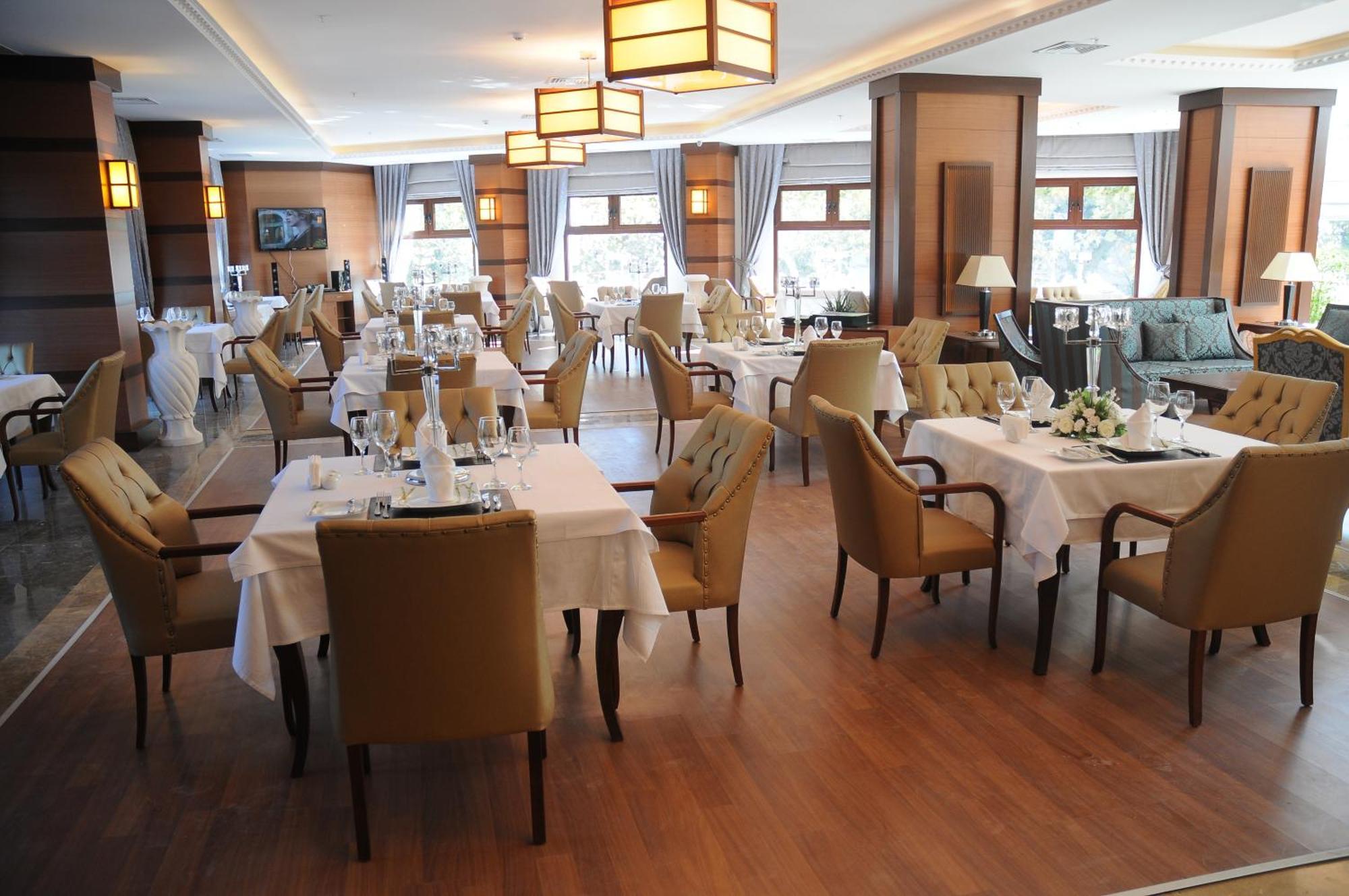 Paradise Island Hotel Darica  Екстер'єр фото