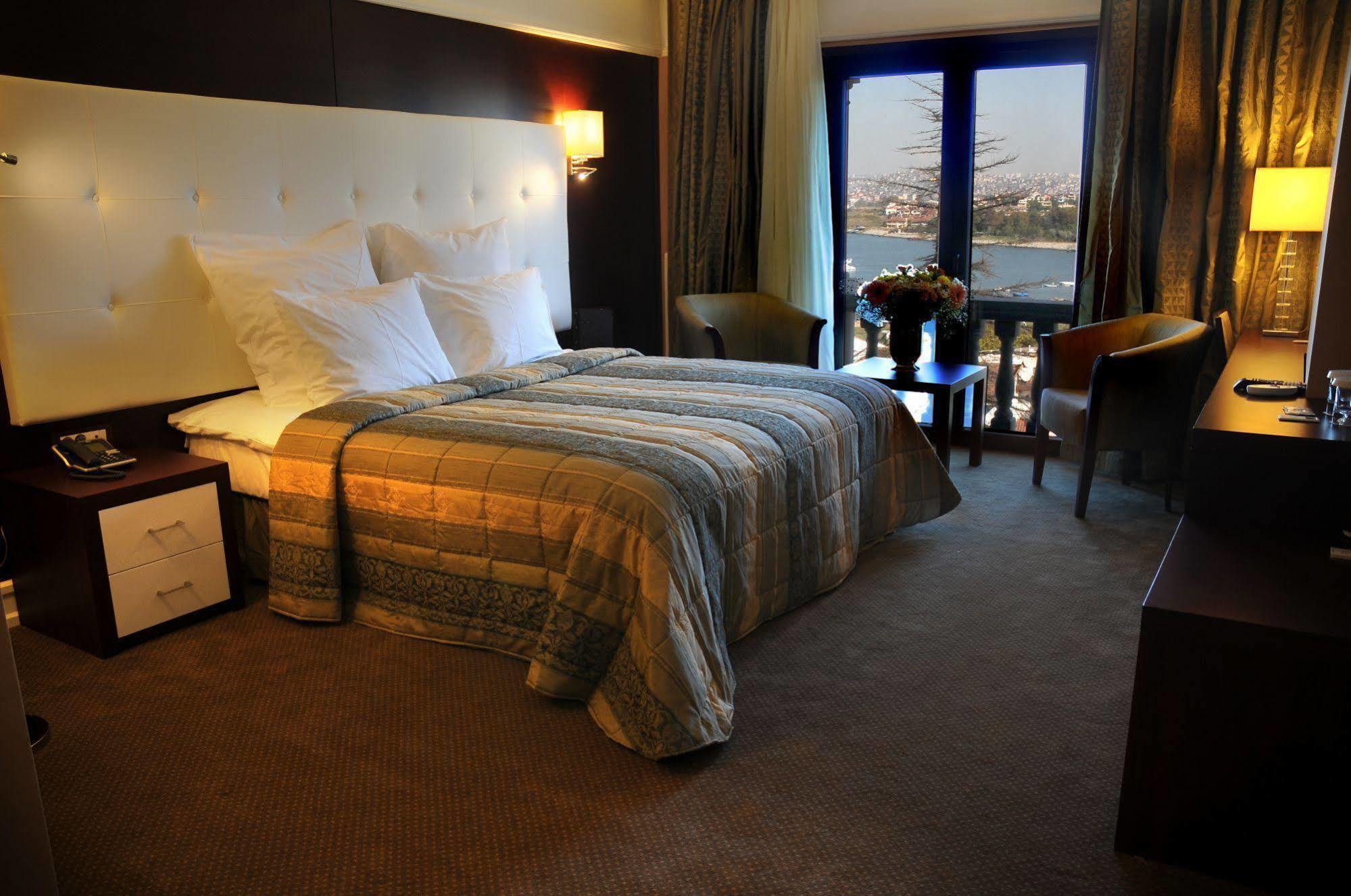 Paradise Island Hotel Darica  Екстер'єр фото