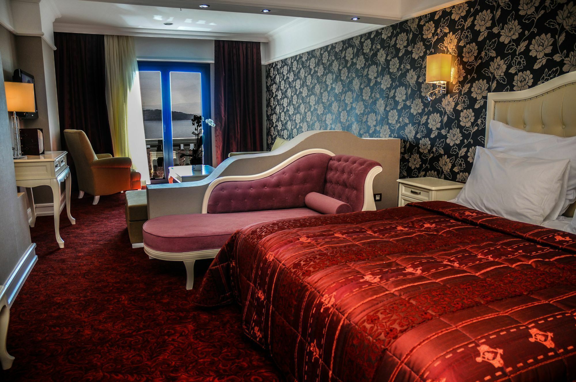 Paradise Island Hotel Darica  Екстер'єр фото
